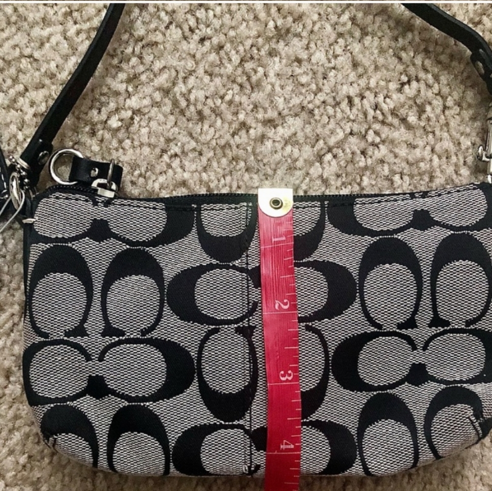 Coach Signature Canvas Wristlet (Small)
